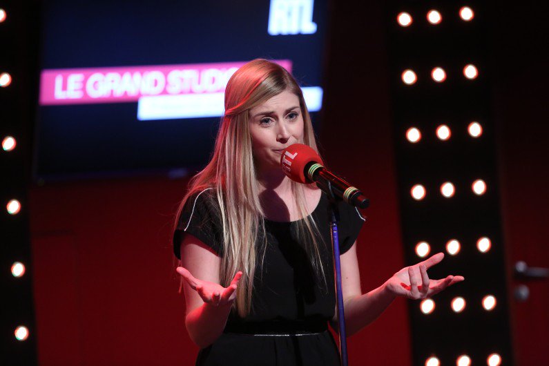 Laura Laune à&nbsp;Joué-lès-Tours Glory Alléluia !