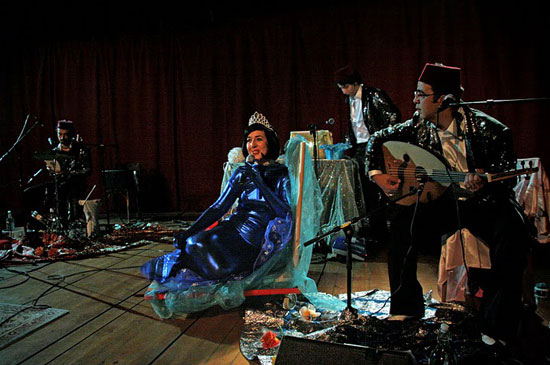 Le cabaret barréde Maria Dolores y Habibi Starlight