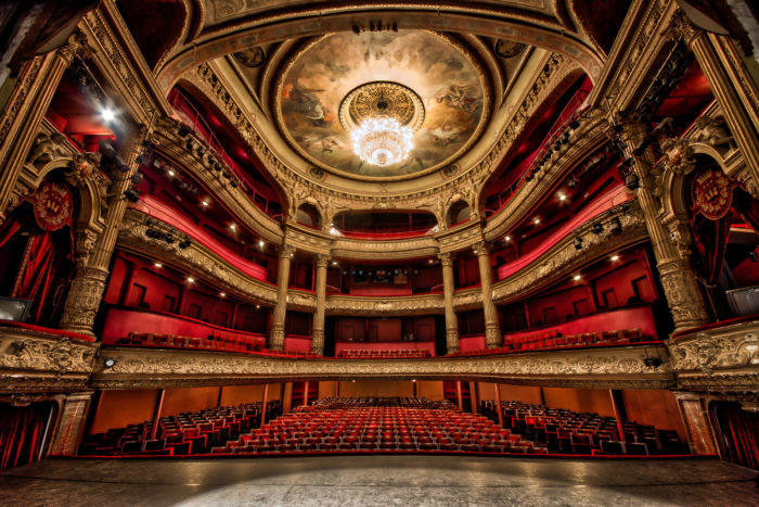 grand hall tours spectacle