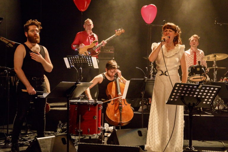 Le Grand Orchestre du Tricot - Tribute to Lucienne Boyer - Petit Faucheux - Tours (Photo Rémi Angeli)