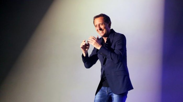 Gad Elmaleh à Tours avec "D'ailleurs" (Photo DR)