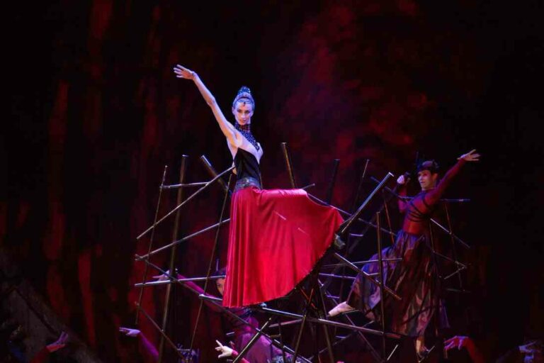 Carmina Burana à Tours (Photo DR Opéra de Chelyabinsk)