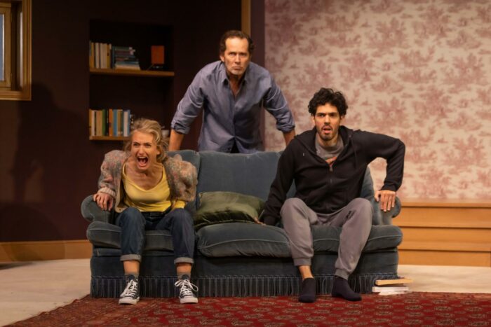 Chers parents à Joué-lès-Tours Merci Patron(s) !