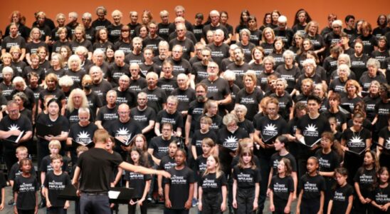 Concert de Noël 2023 à la cathédrale de Tours pour "La Table de Jeanne".