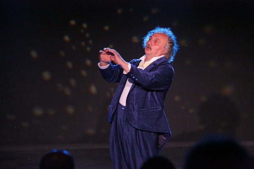 Révolte quantique et&nbsp;auvergnate à&nbsp;la&nbsp;Grange-théâtre de&nbsp;Vaugarni