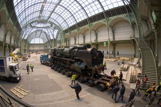 François Tomasi expose boulevard Heurteloup à Tours.