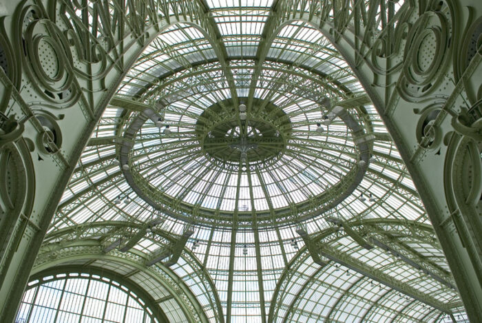 François Tomasi expose boulevard Heurteloup à Tours.