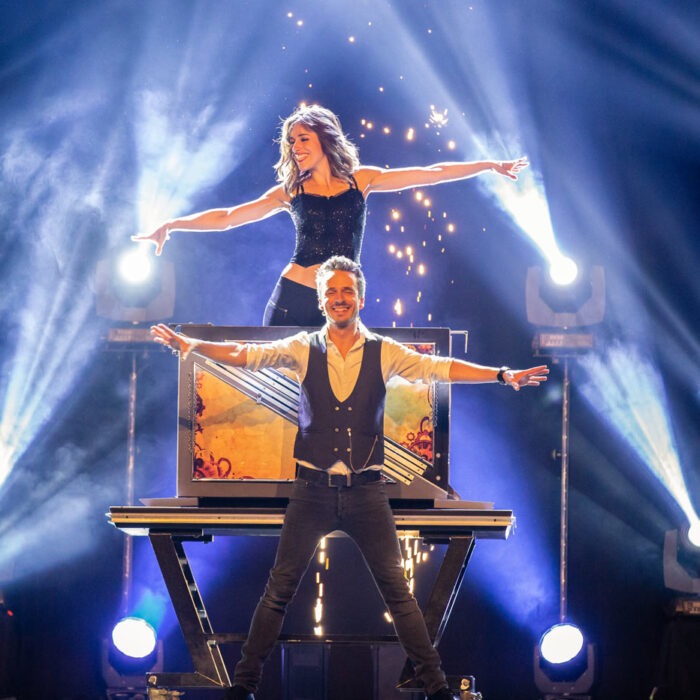 Gaël Brinet, pilote de illusion, en spectacle à Tours avec "Mirage".
