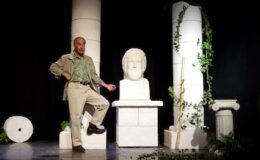 Un décor racinien pour Serge Rigolet et son histoire. (Photo DR)